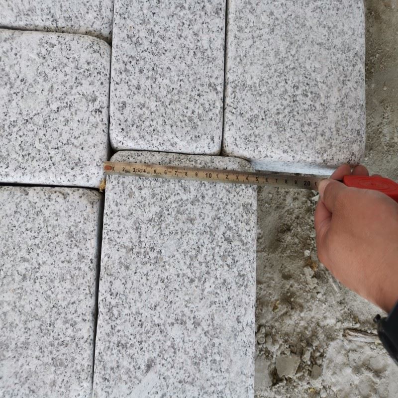 G603 Granite Roadside Cobblestone