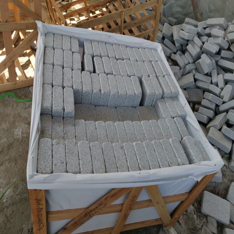 G603 Granite Tumbled Cobblestone