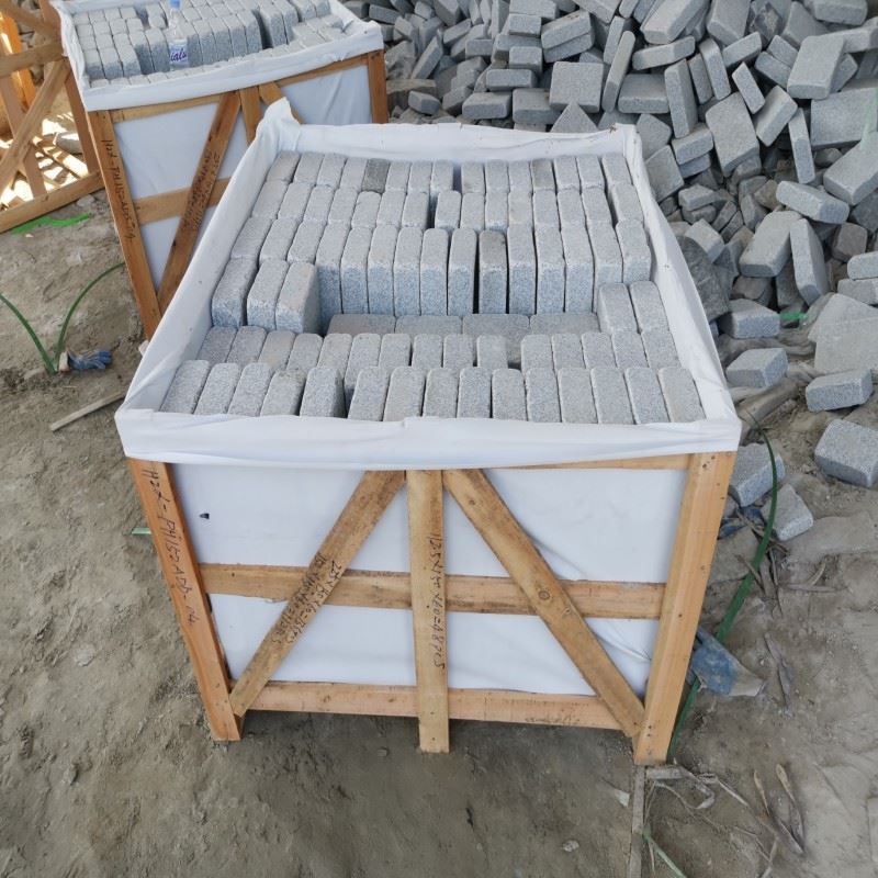 G603 Granite Cobble Paving Stone