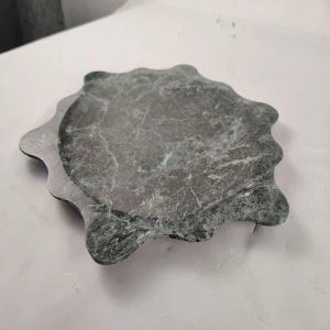 Tsaus Ntsuab Marble Tais